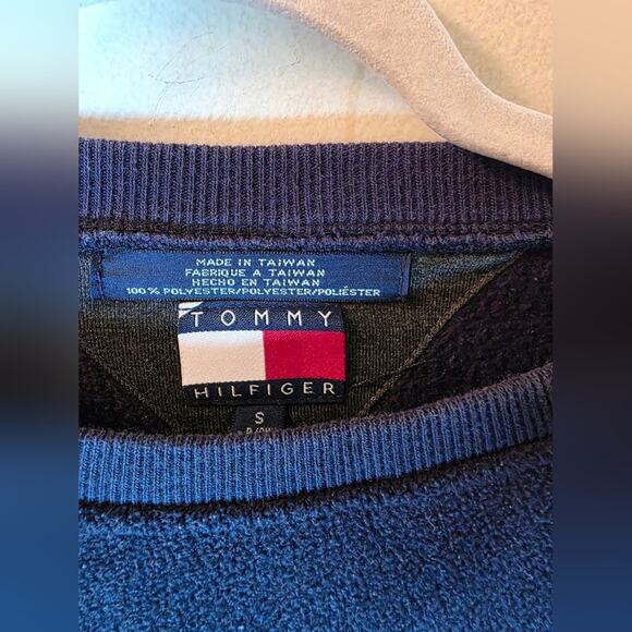 Vtg 90s Y2K Tommy Hilfiger Navy & Red Crewneck Fleece Sweater Embroidered Logo S - Picture 4 of 7